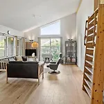 Gorgeous In Vaeggerlose With Sauna Дом отдыха Boto By