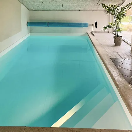 Сasa de vacaciones Preciosa Casa En Væggerløse Con Sauna Bøtø By